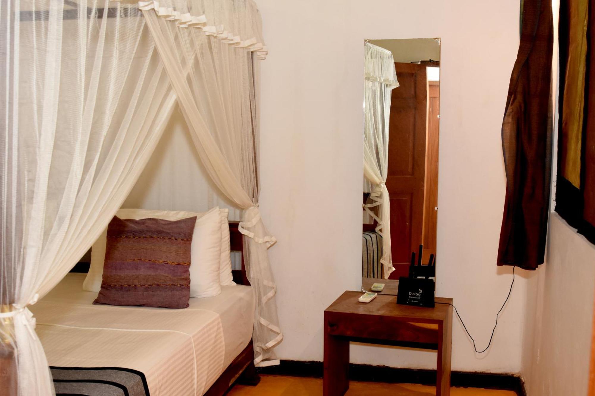 Villa Polhena Matara Zimmer foto