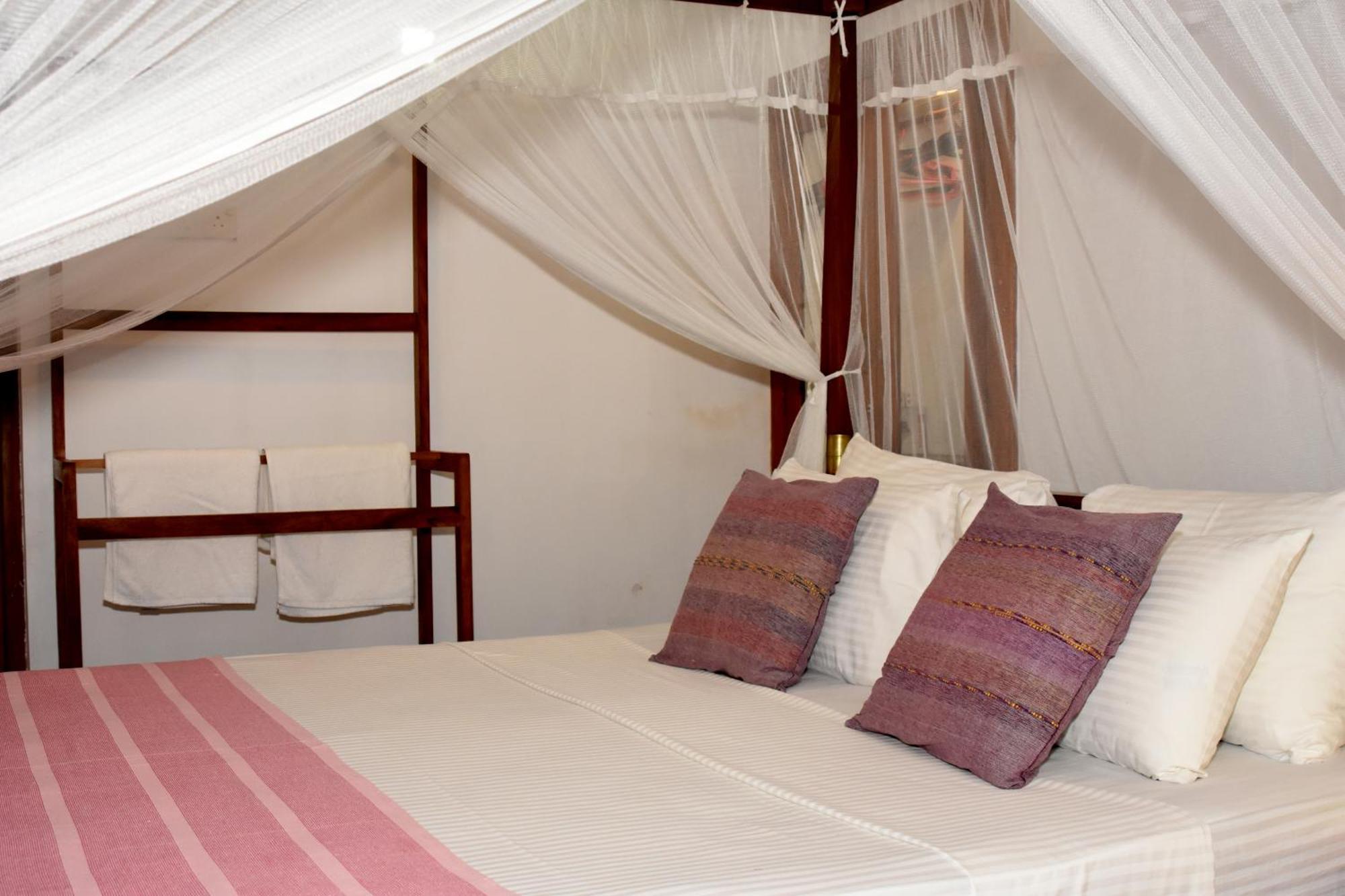 Villa Polhena Matara Zimmer foto