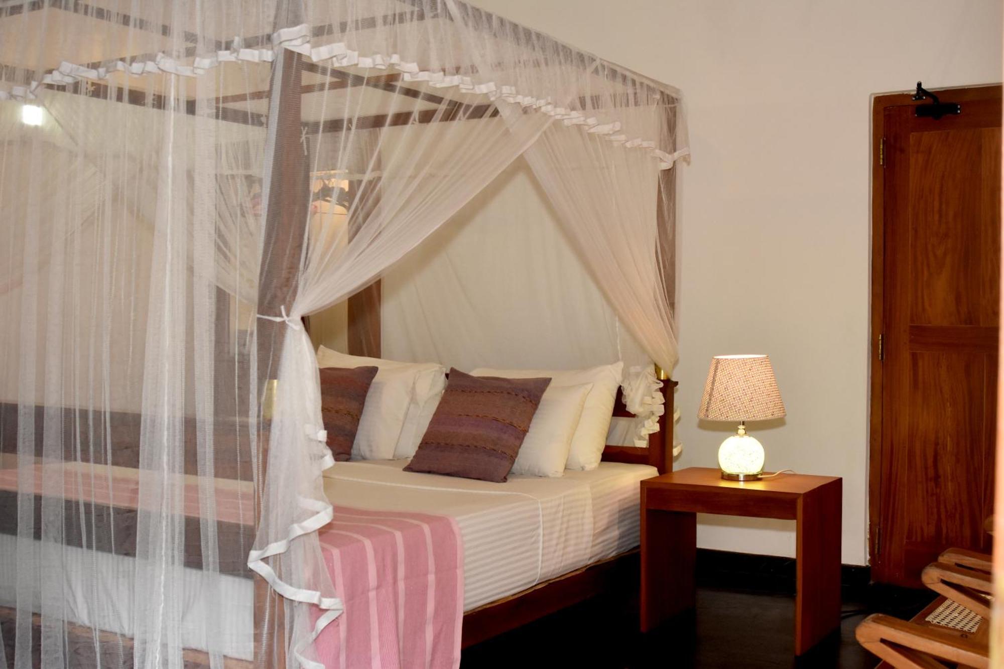 Villa Polhena Matara Zimmer foto