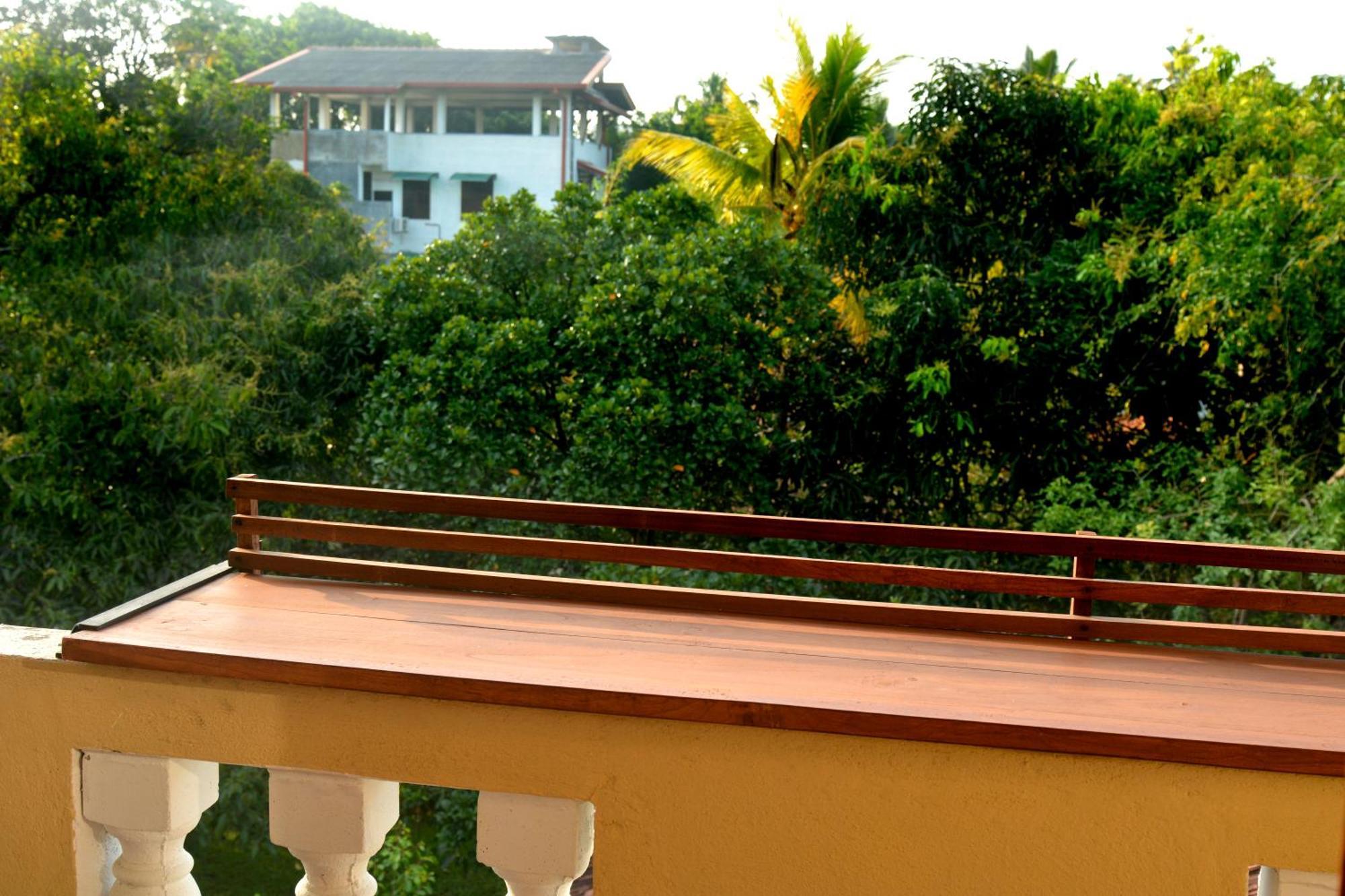 Villa Polhena Matara Zimmer foto